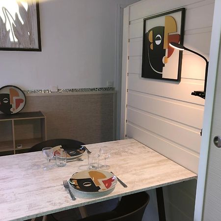 Hotel 2 Pieces Independant Avec Son Jardinet Prive Borgo  Exterior foto
