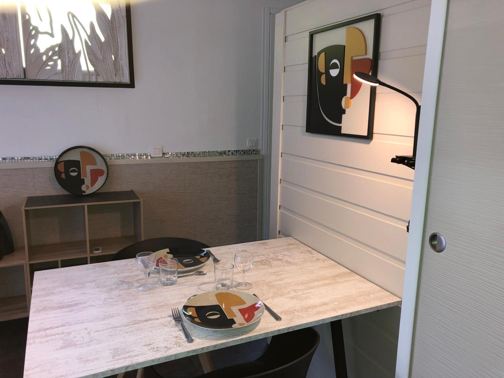 Hotel 2 Pieces Independant Avec Son Jardinet Prive Borgo  Exterior foto